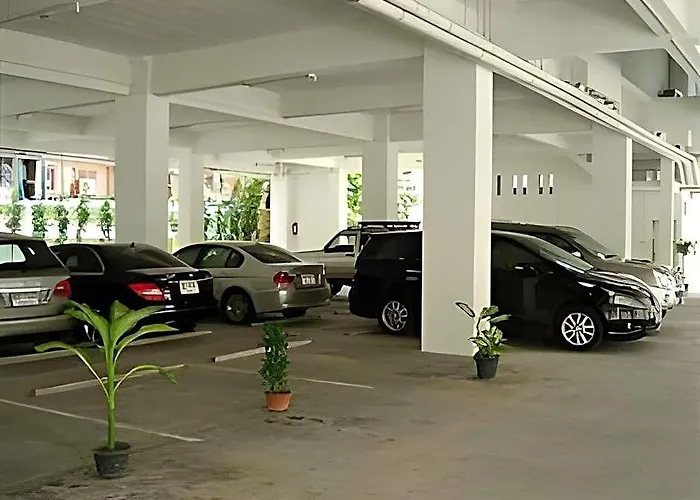 Hotel Thana Place Charunsanithwong 34