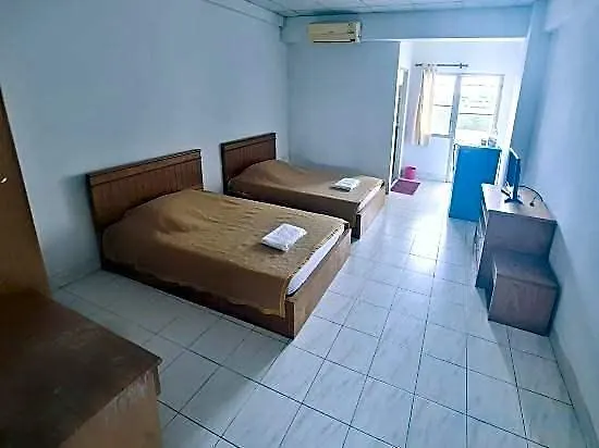 Hotel Thana Place Charunsanithwong 34